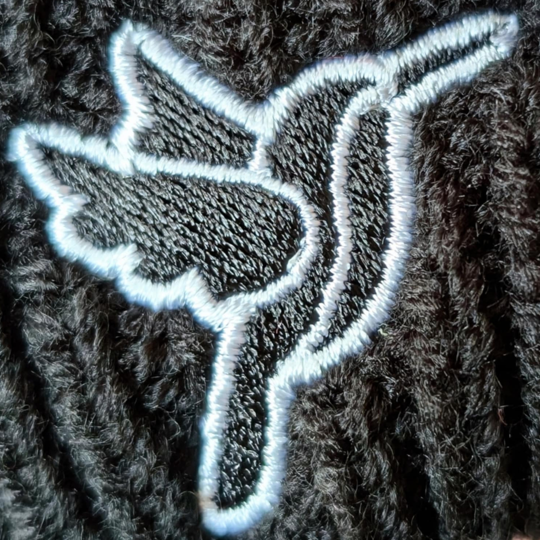 Lowkey Larry Beanie Black / White